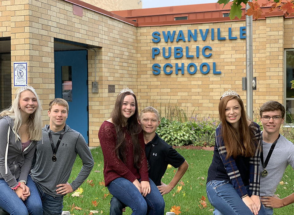 Swanville Public School announces homecoming candidates